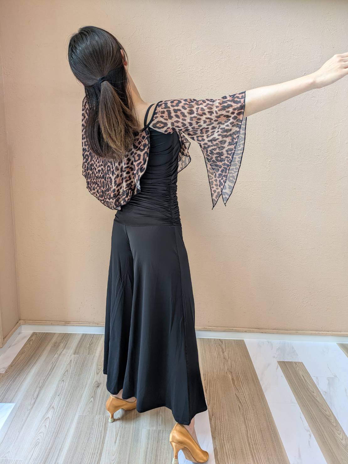 トップス(T2501) | 【公式】社交ダンスドレス専門店 KANAE DANCE