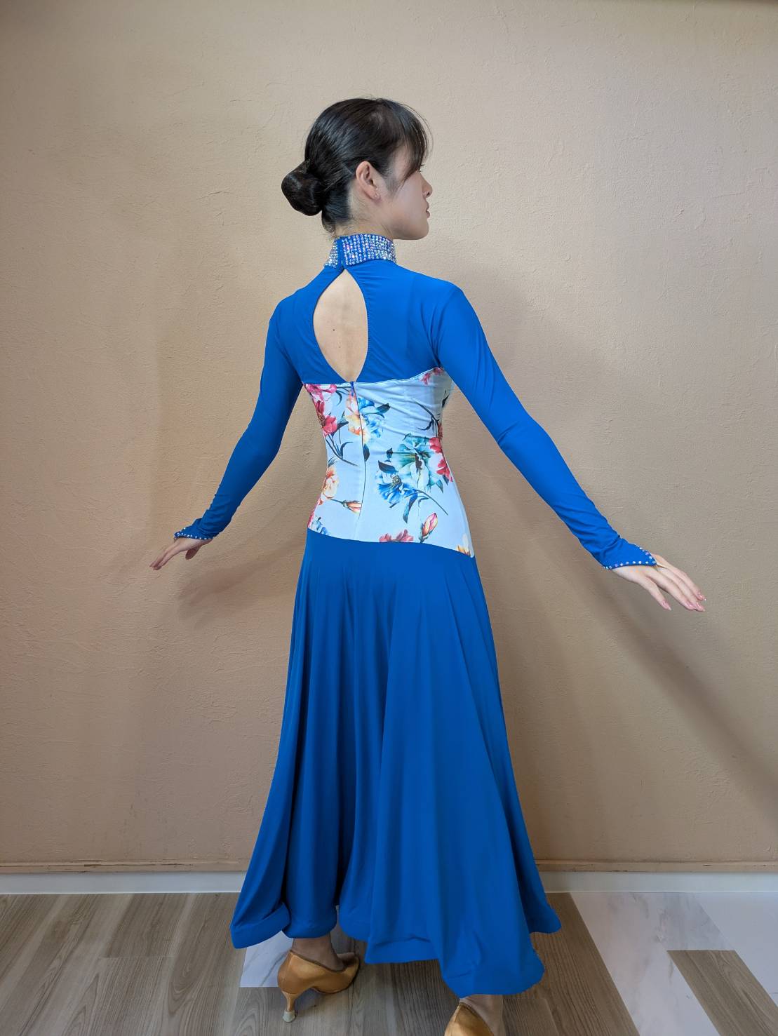 パーティードレス　専用 XSサイズあり【PURESS/ピュアレス】ボタン/ タック/ レース