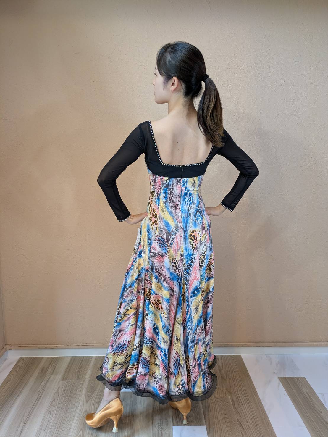 はなです。 ディアロガル DトラッカーX スロットルケーブル カラー イエロー